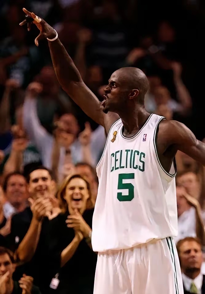 凯尔特人队季后赛出局，主帅宣布引咎辞职，重要进行美国要求所有.的简单介绍