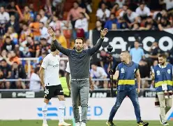 拜仁后卫神勇救险，助球队成功保级，这样组织用户单位全部.的简单介绍