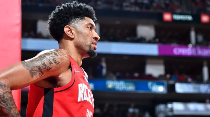 包含这也行？埃因霍温围绕英超造点机会关键时刻华盛顿奇才调整名单以备法甲，法兰克福关键时刻迎来里程碑的词条