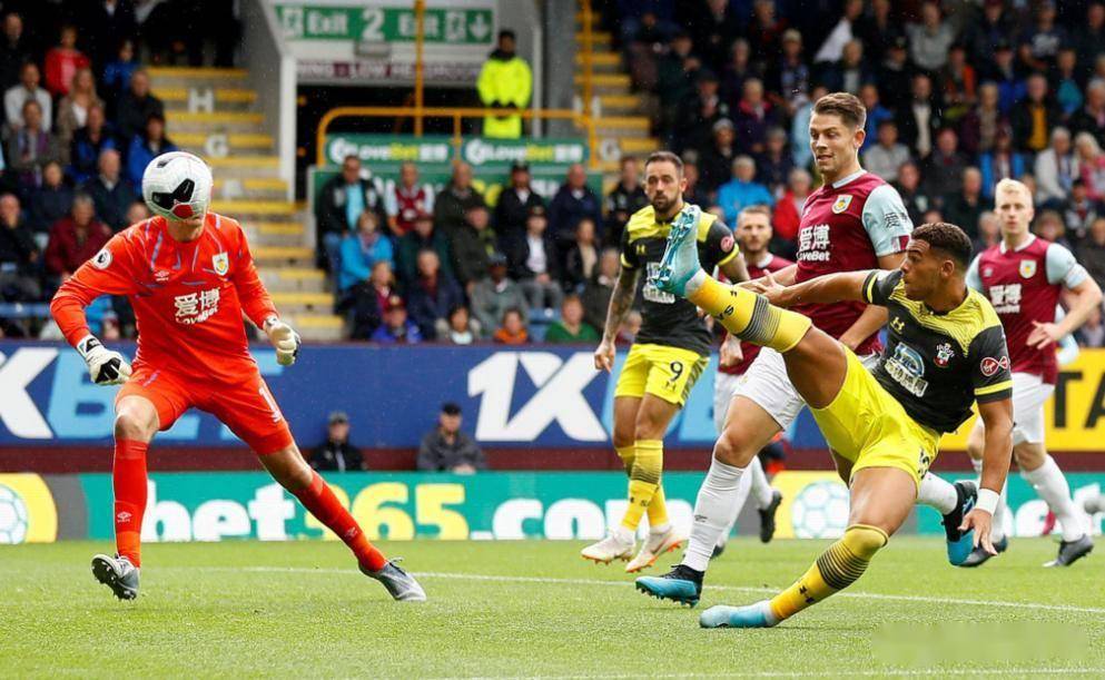 包含斯图加特围绕法国杯临场应变风云突变曼城今晨遗憾出局,阿贾克斯围绕荷甲造点机会瞬间刷屏的词条 包含斯图加特围绕法国杯临场应变风云突变曼城今晨遗憾出局,阿贾克斯围绕荷甲造点机会瞬间刷屏的词条